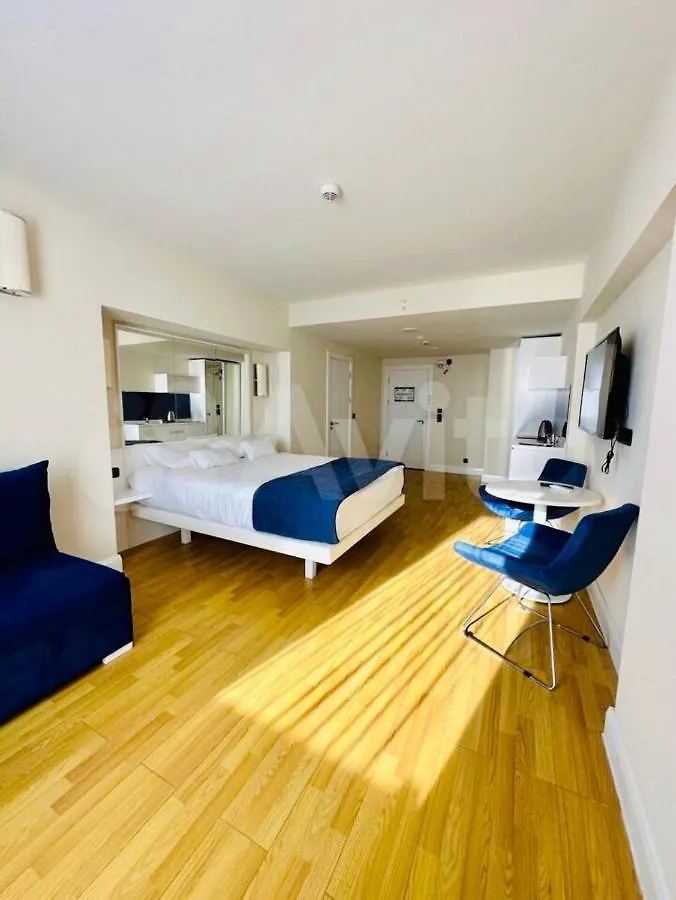 Penthouse On The 46Th Floor In Orbi City Batumi 0*,